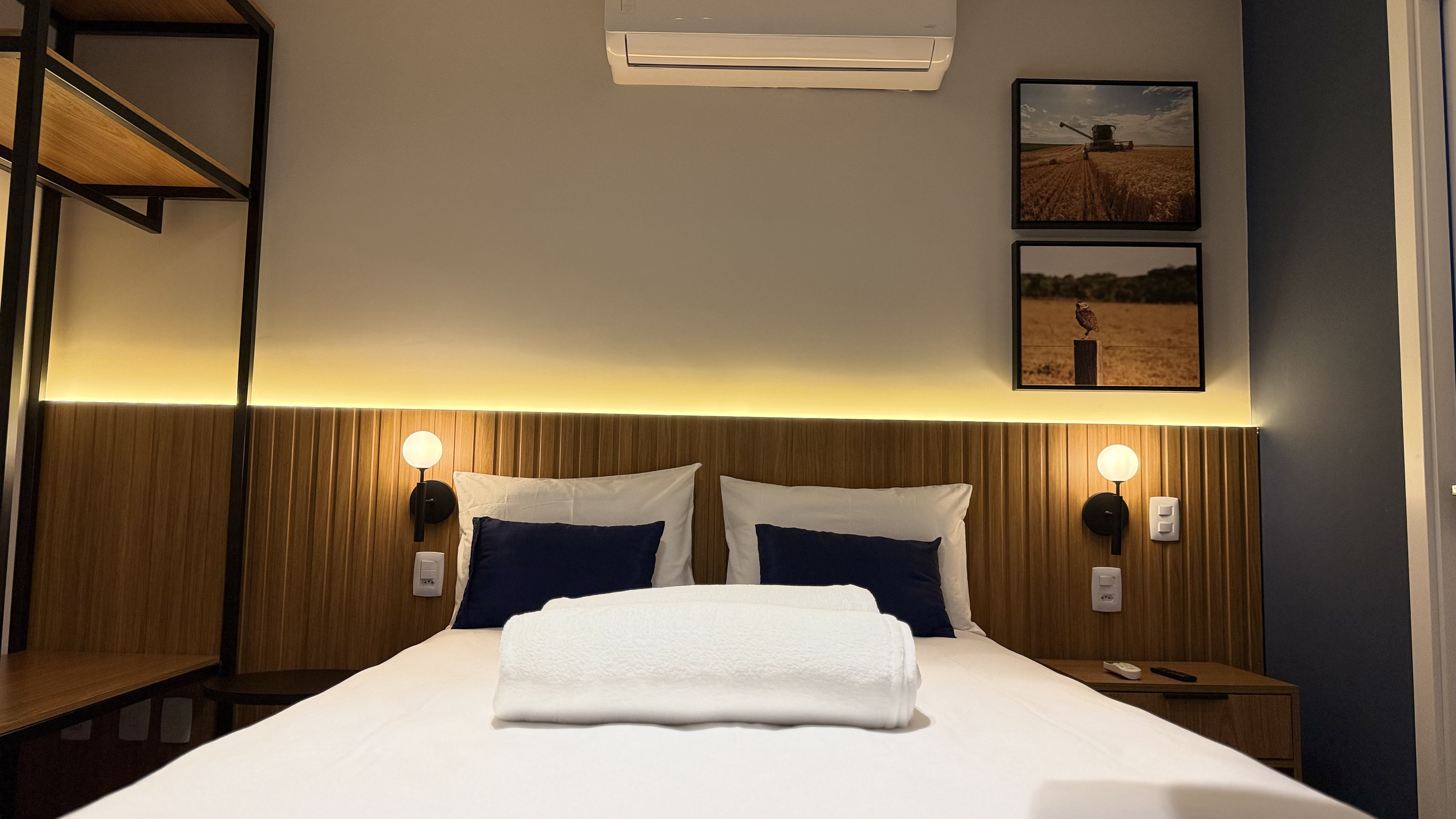 Detalhe da cama da Unidade Elleva Studio